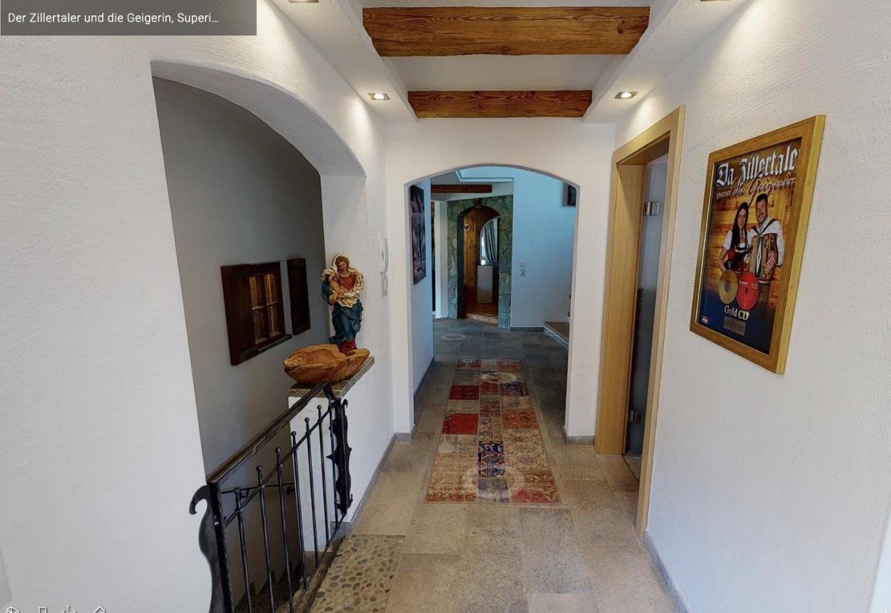 Appartements "Da Zillertaler Und Die Geigerin" Mayrhofen Eksteriør billede