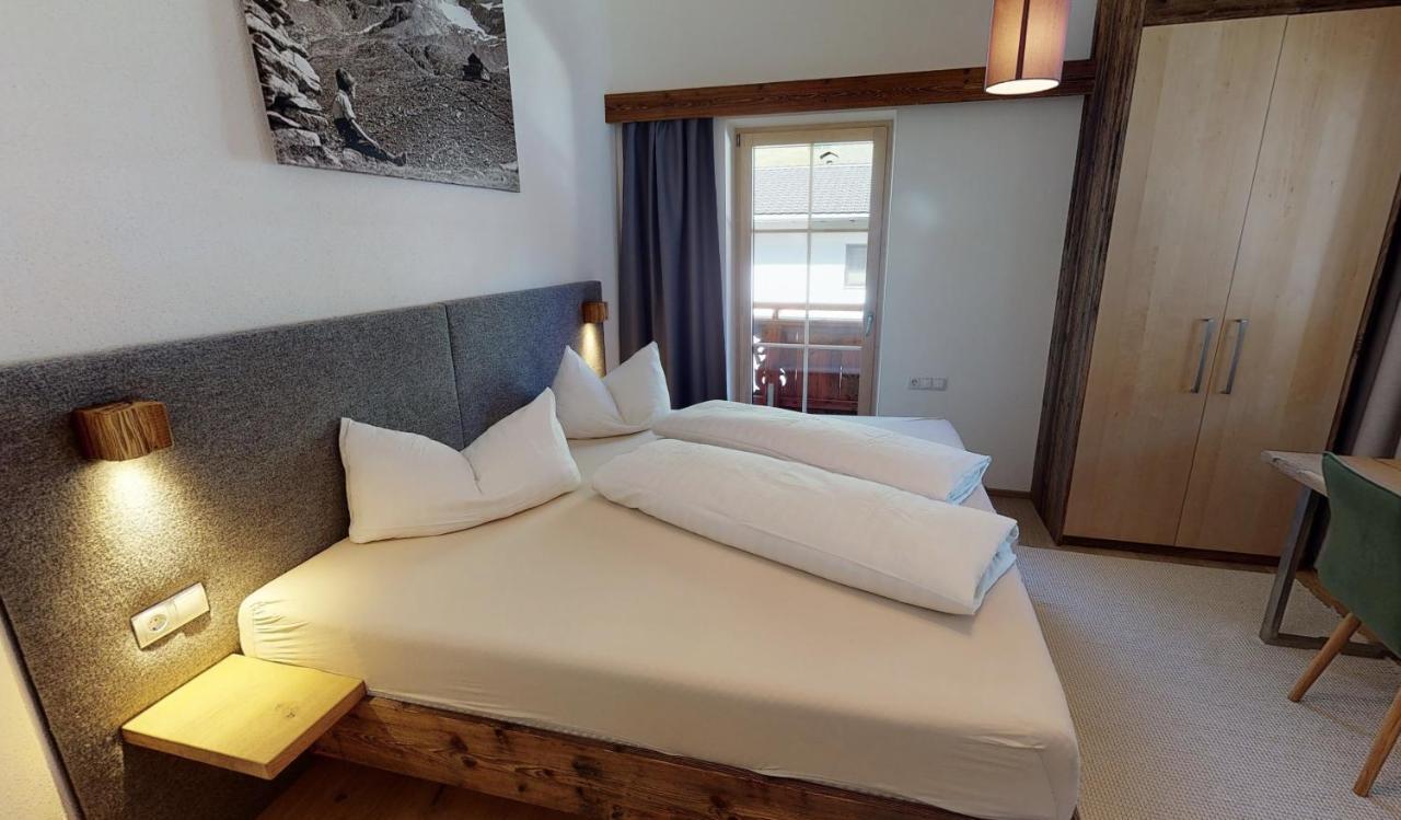 Appartements "Da Zillertaler Und Die Geigerin" Mayrhofen Eksteriør billede