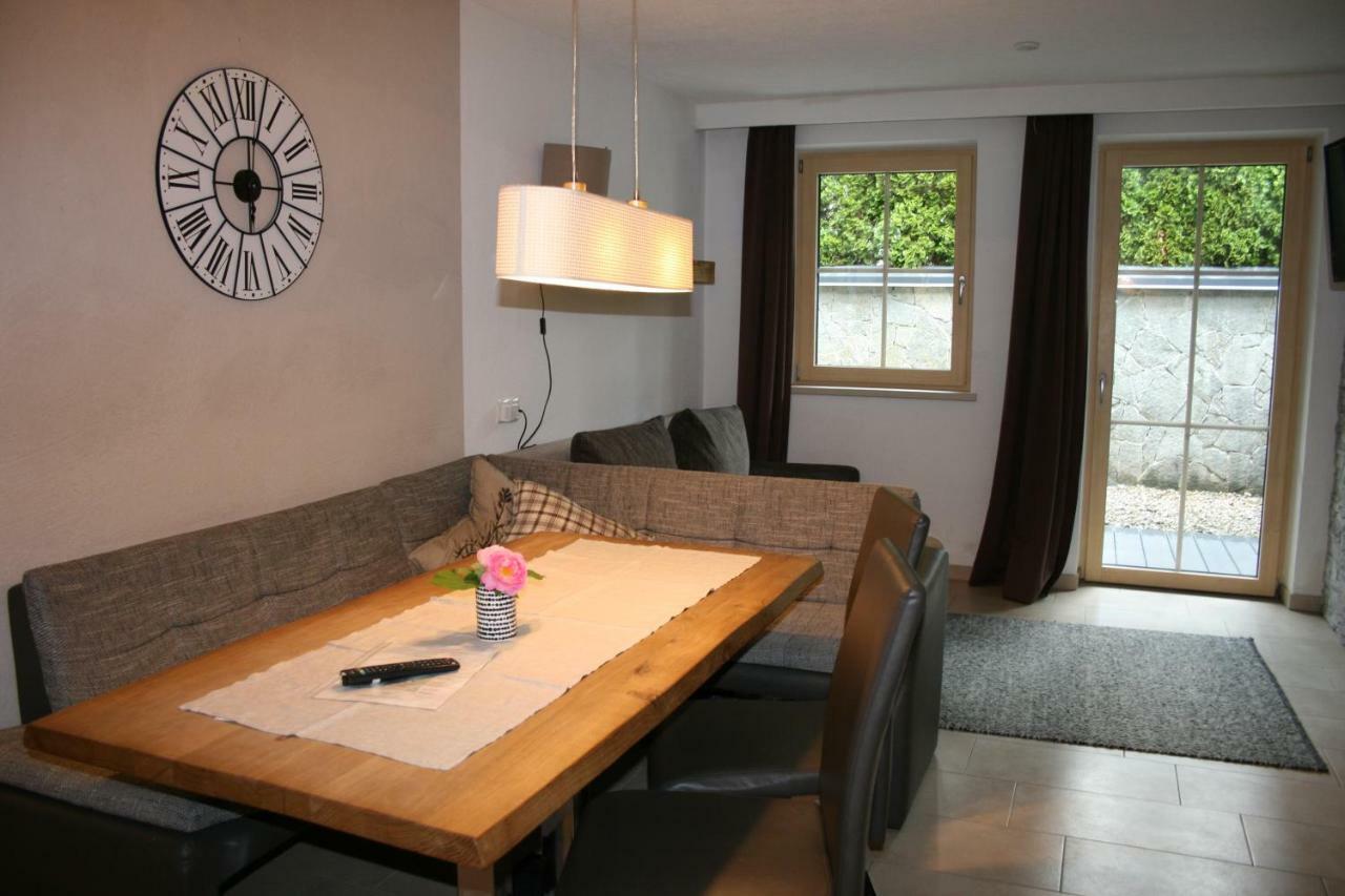 Appartements "Da Zillertaler Und Die Geigerin" Mayrhofen Eksteriør billede
